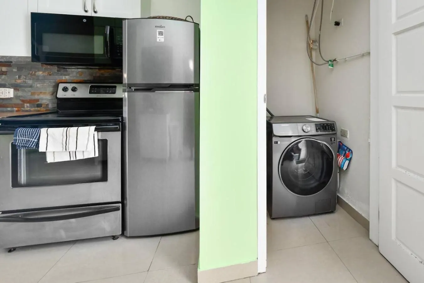 New 2Br 5 Min To Eagle Beach - Aruba Breeze Condo Palm Beach Daire