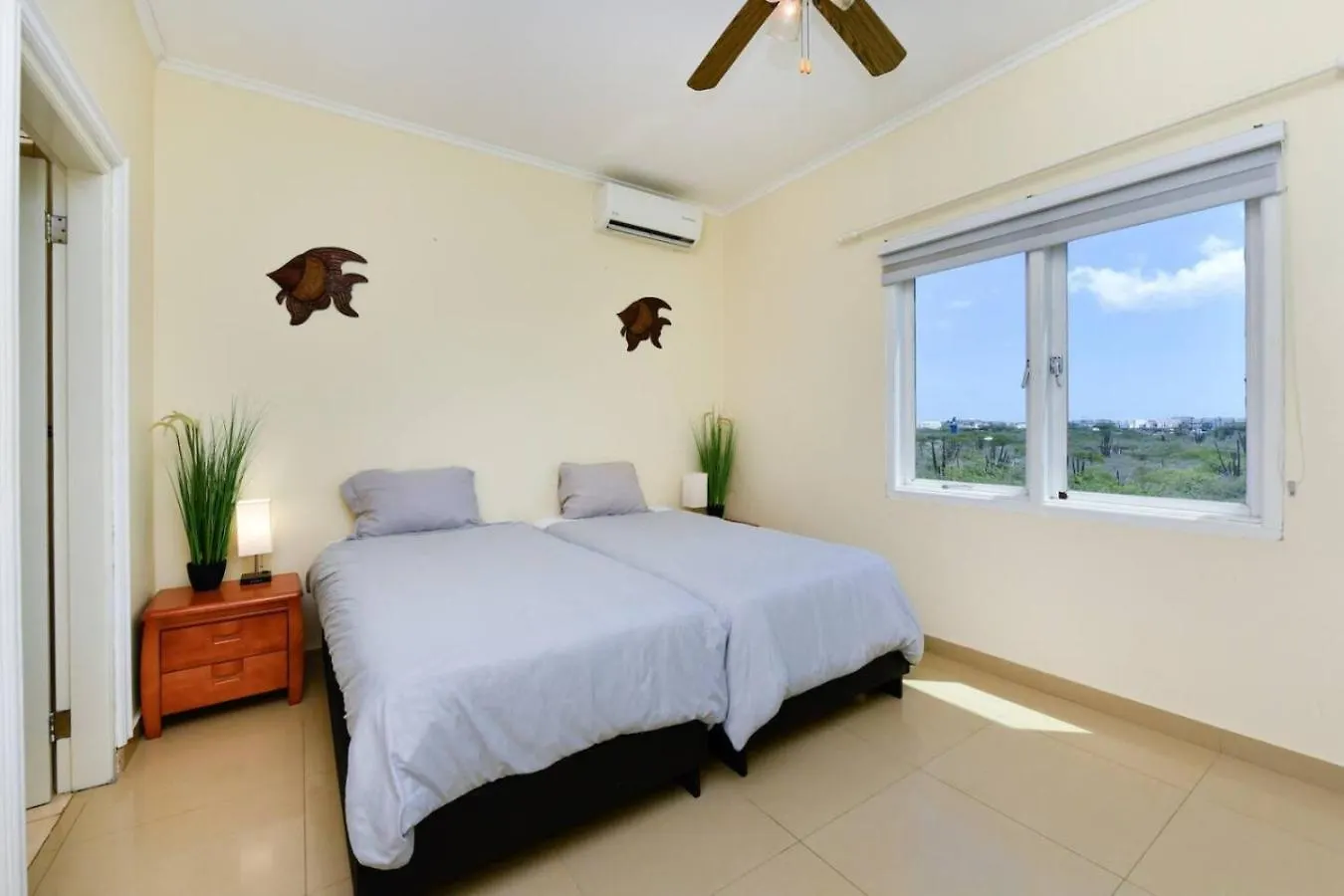 New 2Br 5 Min To Eagle Beach - Aruba Breeze Condo Palm Beach 0*,  Aruba